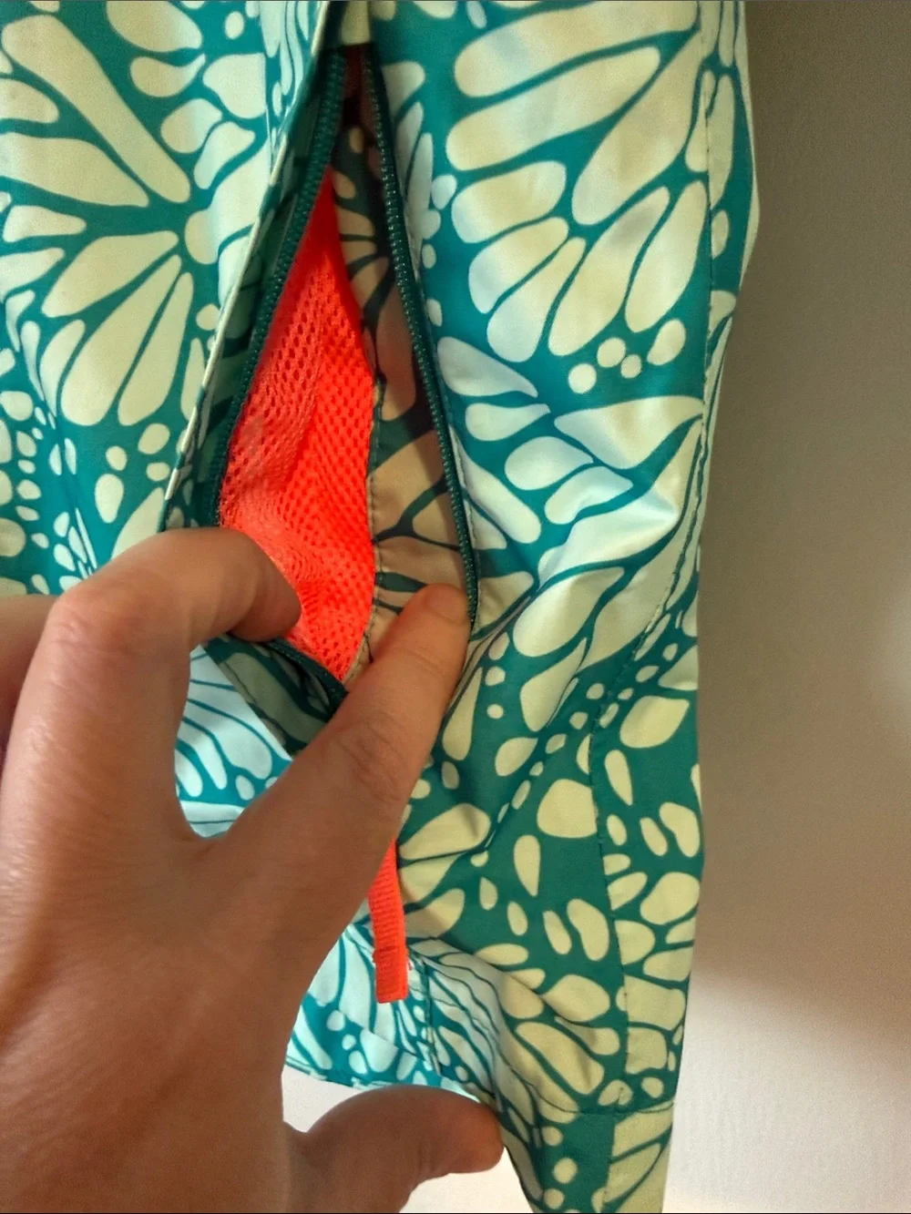 Girls North Face Rain Jacket Size Small Butterfly Print